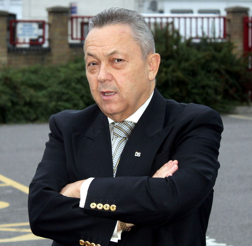 1050px-David_Sullivan_co-owner_West_Ham_United_F.C.