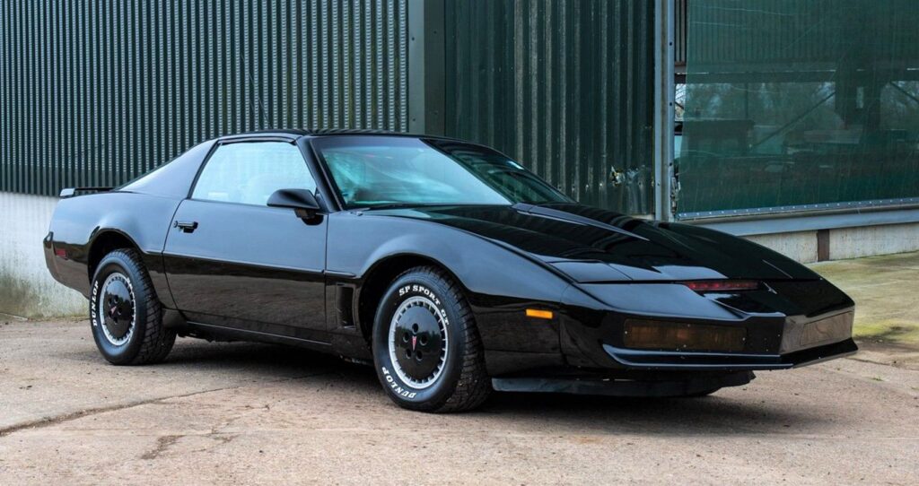 KITT---Front-Quarter-View