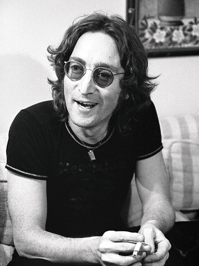 640px-John_Lennon,_1974_(restored_cropped)