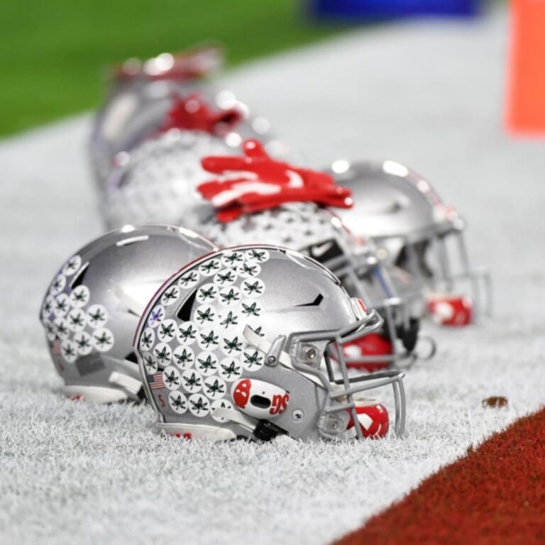 ohio-state-football-buckeye-helmet